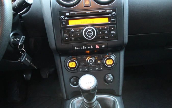 Nissan Qashqai cena 14900 przebieg: 220000, rok produkcji 2009 z Łaziska Górne małe 301
